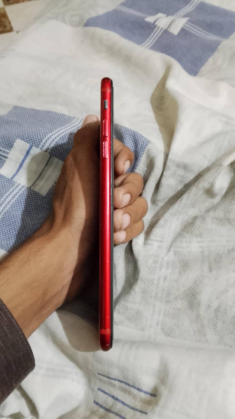 Apple iPhone 7 Plus 3