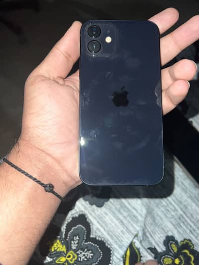 Apple iPhone 12