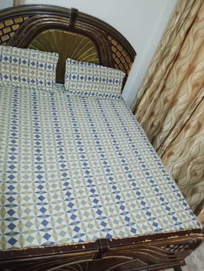 King size bed for sale