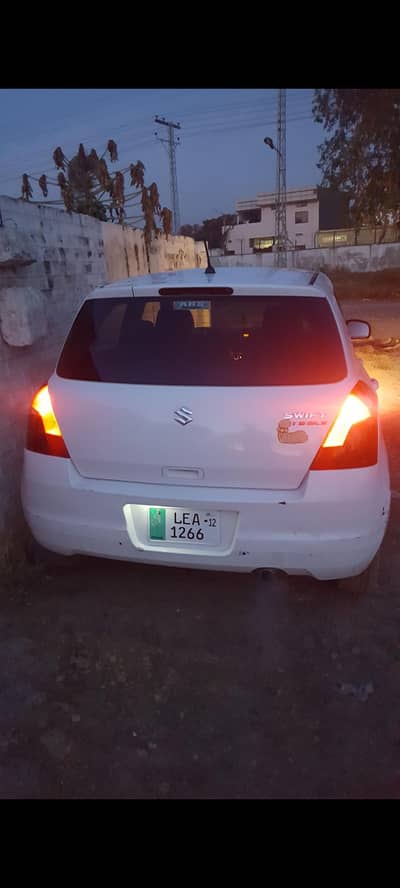 Suzuki Swift 2012