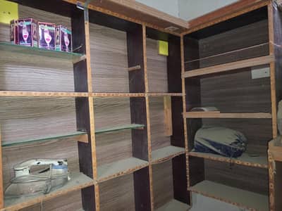 shop furniture Kuch month used final price