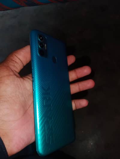 Tacno Spark 7T