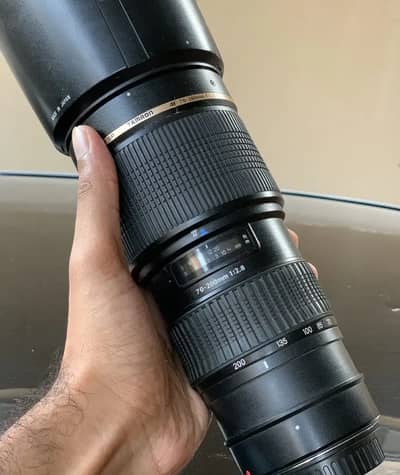tamron 70-200mm lens available for sale in good working condition use