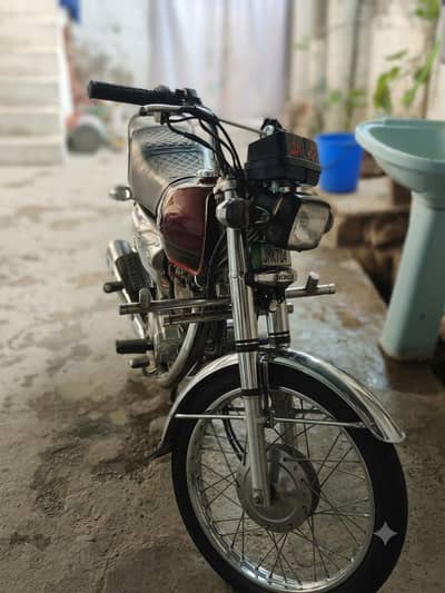 Honda 125 self start special edition
