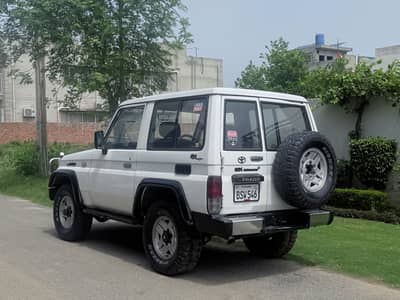 Toyota Prado 3-door 1991