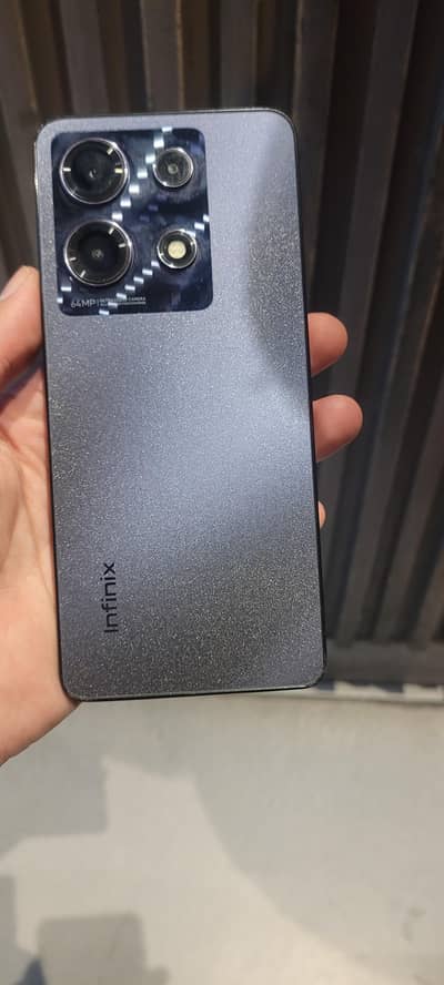 Infinix Note 30