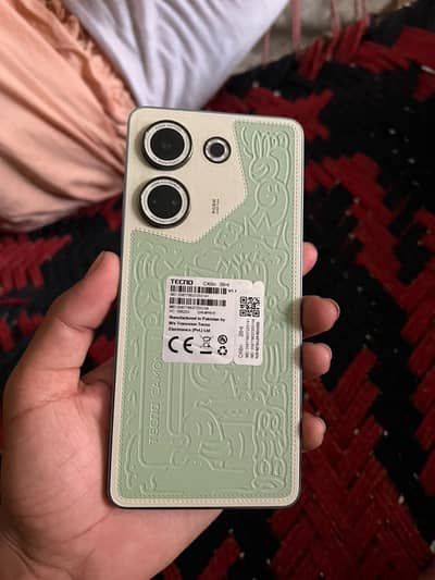 Tecno CAMON 20 box and original charger available