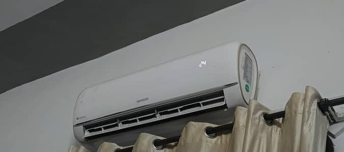 Kenwood Inverter AC 1.5 Ton (Heat & Cool) – Excellent Condition