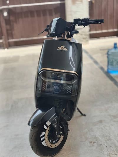 Crown fire fly electric scooty for sale