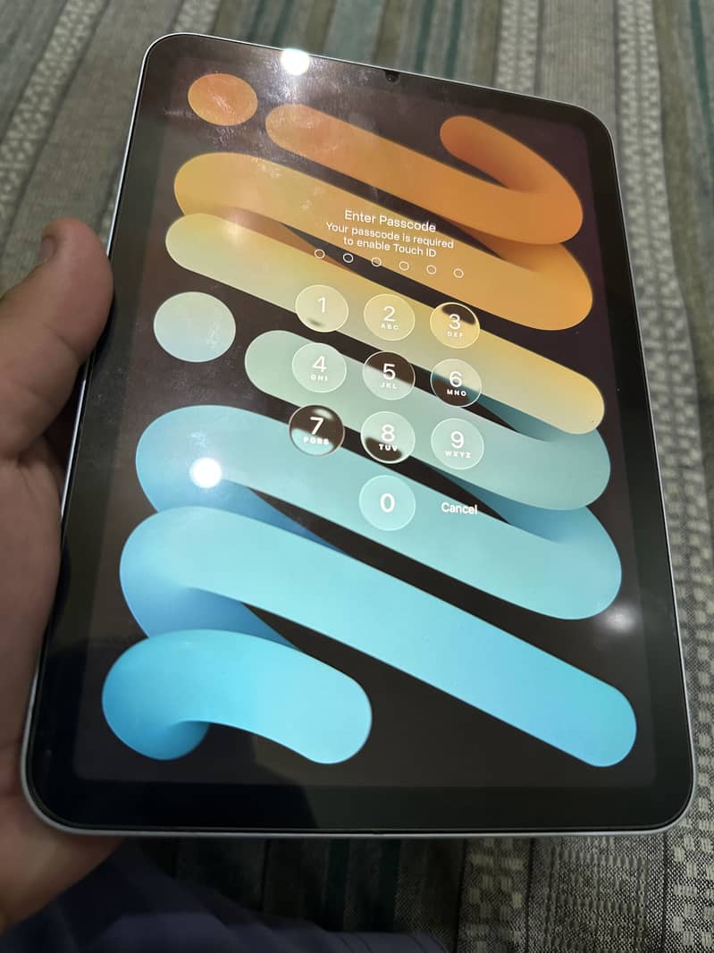 Ipad mini 7 with box 1