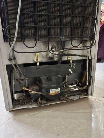 Dawlance Refrigerator