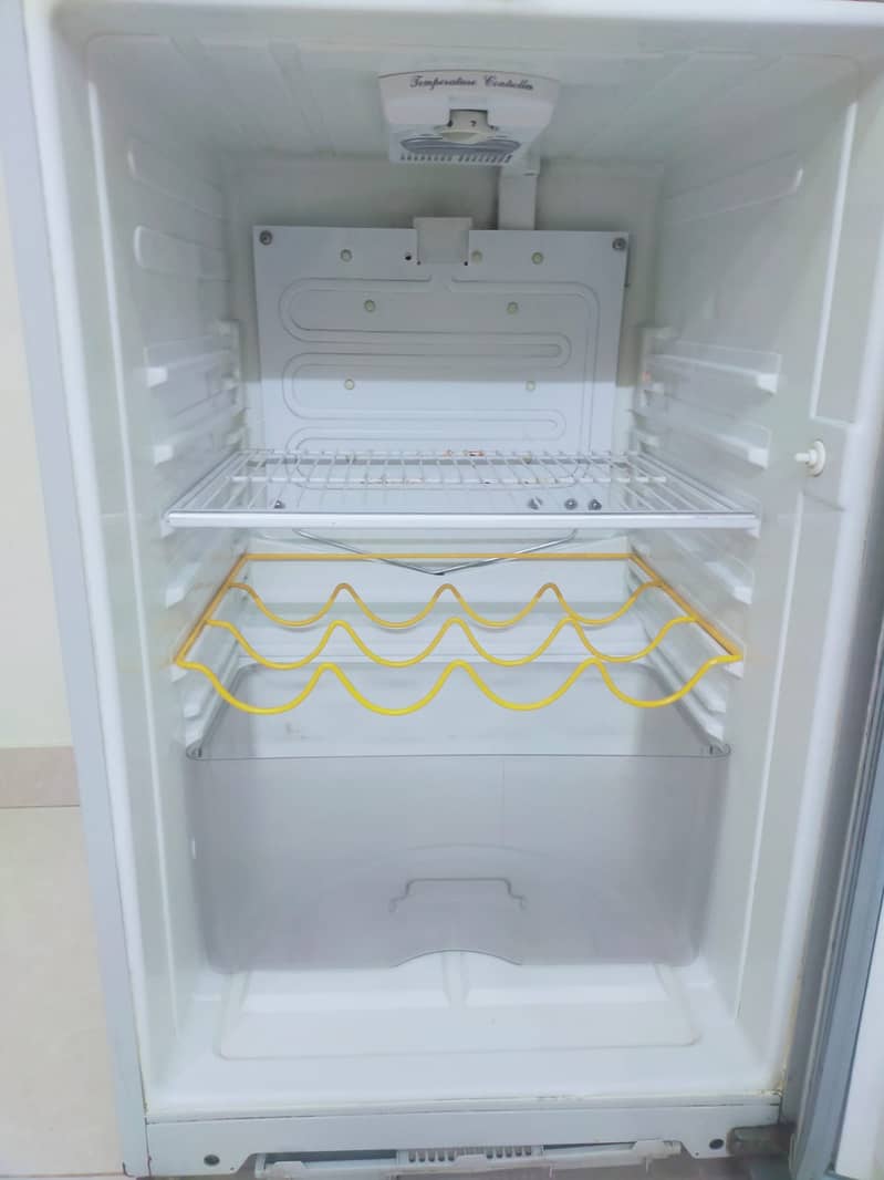 Dawlance Refrigerator 4
