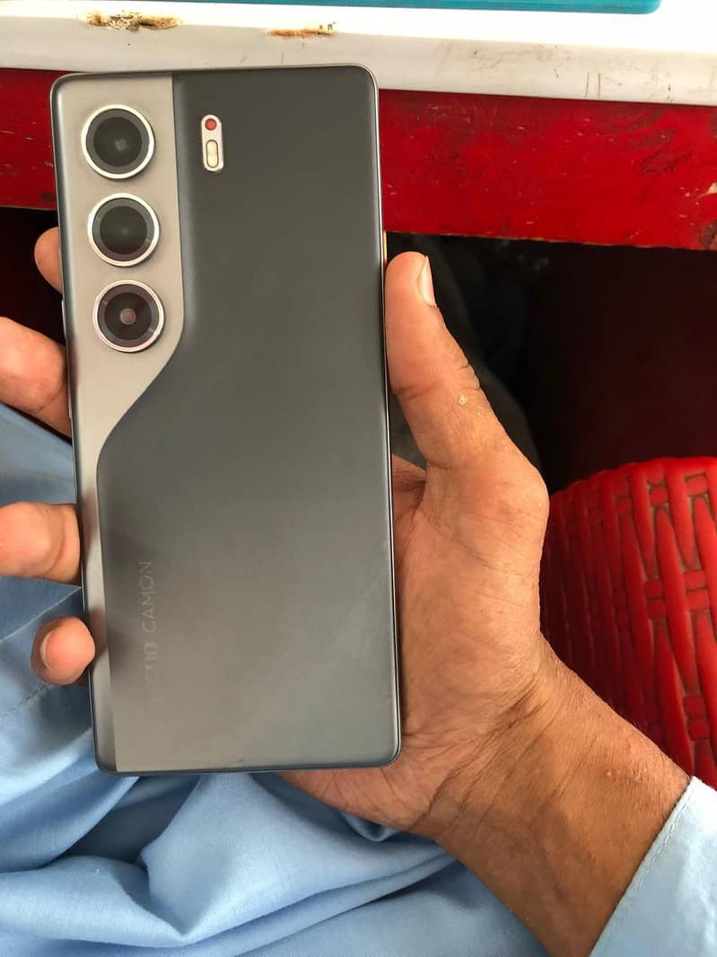 Tecno CAMON 40 3