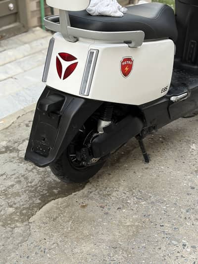 Metro e8s pro