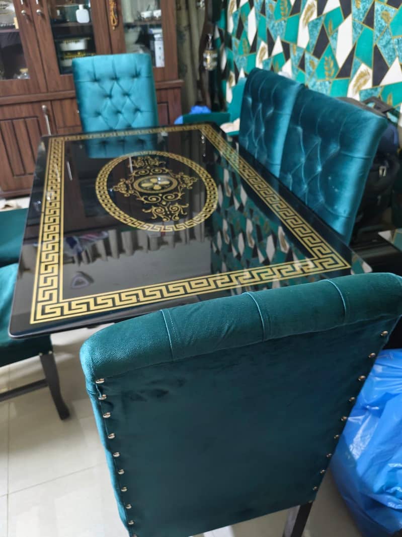 6 Seater dining table 0
