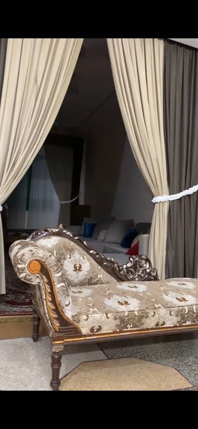Luxury Wooden Diwan Sofa