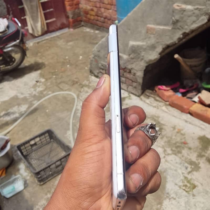Google Pixel 7 Pro 4