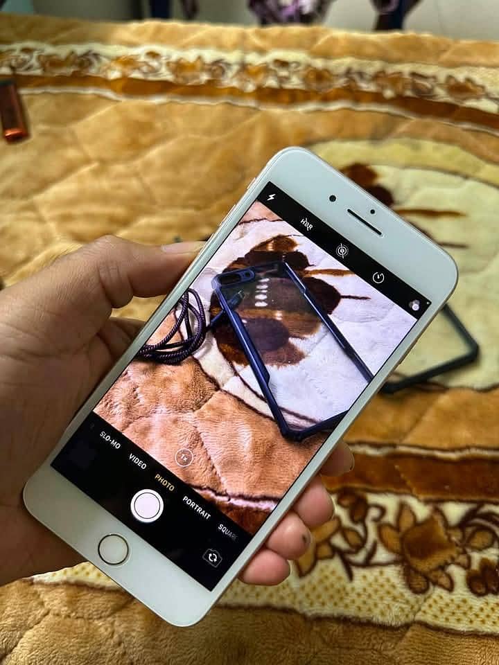 Apple iPhone 7 Plus 7