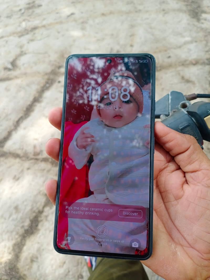 Tecno CAMON 20 0