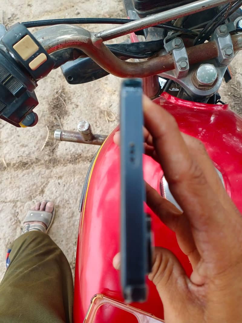 Tecno CAMON 20 2