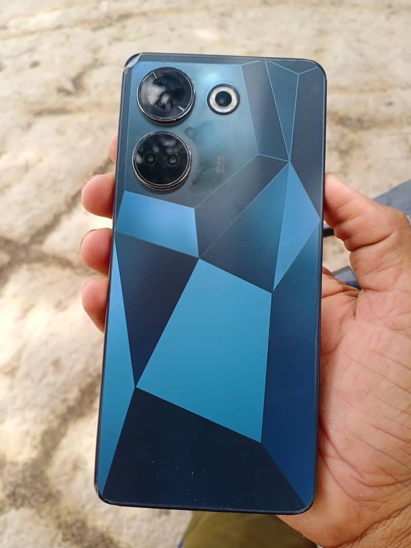 Tecno CAMON 20 3