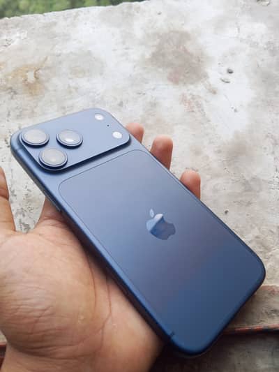 iPhone 17 pro max jv