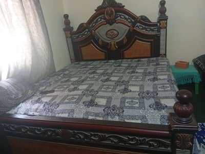 Wooden king size bed without mattress