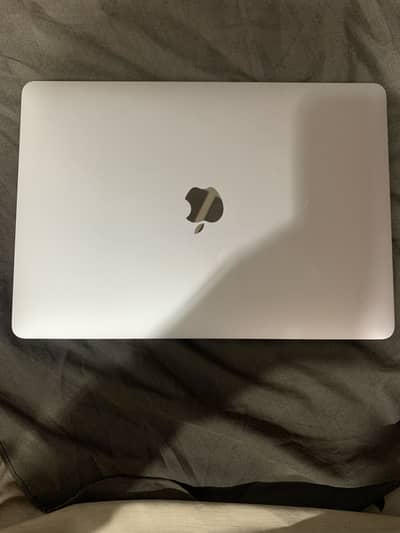 MacBook Pro 13” 2020 | 16GB | 512GB | Windows + macOS