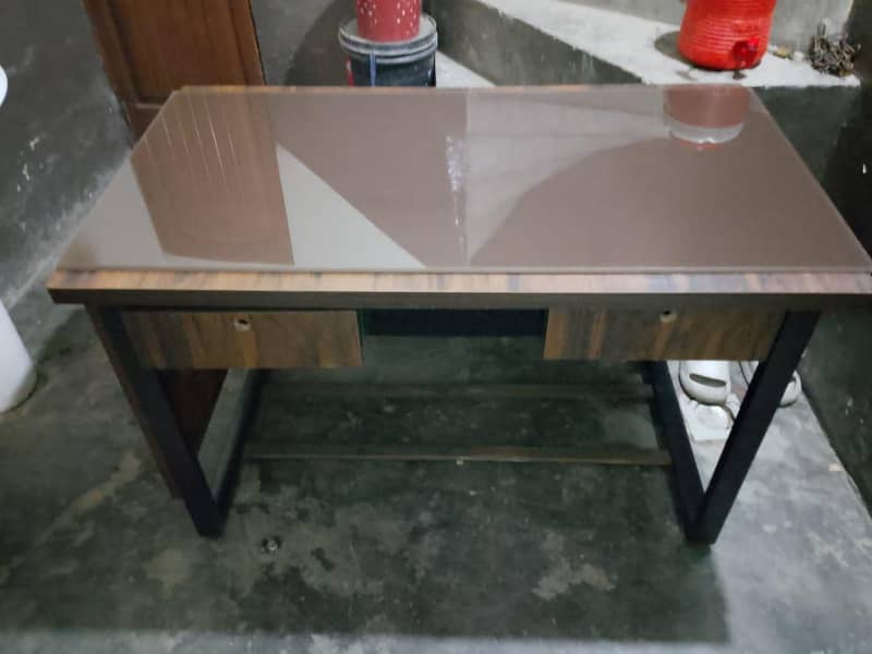 Office table 5