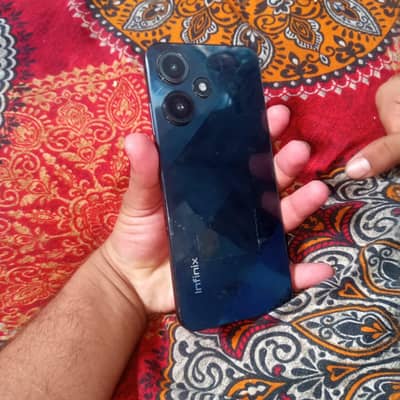 Infinix Hot 30 Play