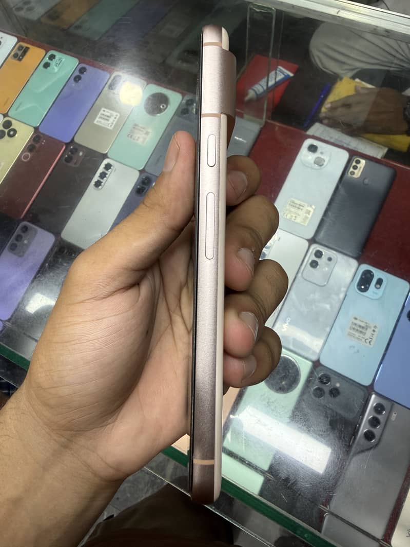Google pixel 8 1