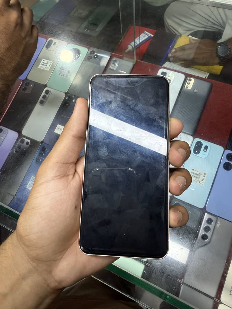 Google pixel 8 4