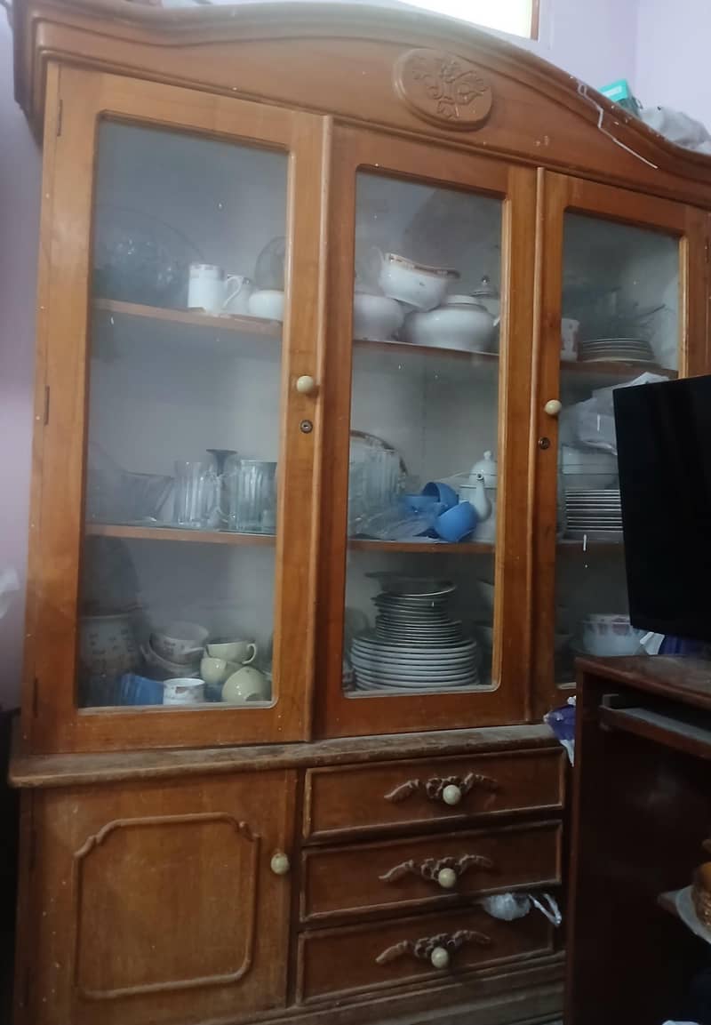 cupboard+showcase 0