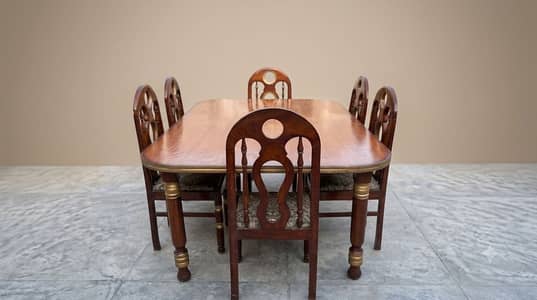 Dinning Table