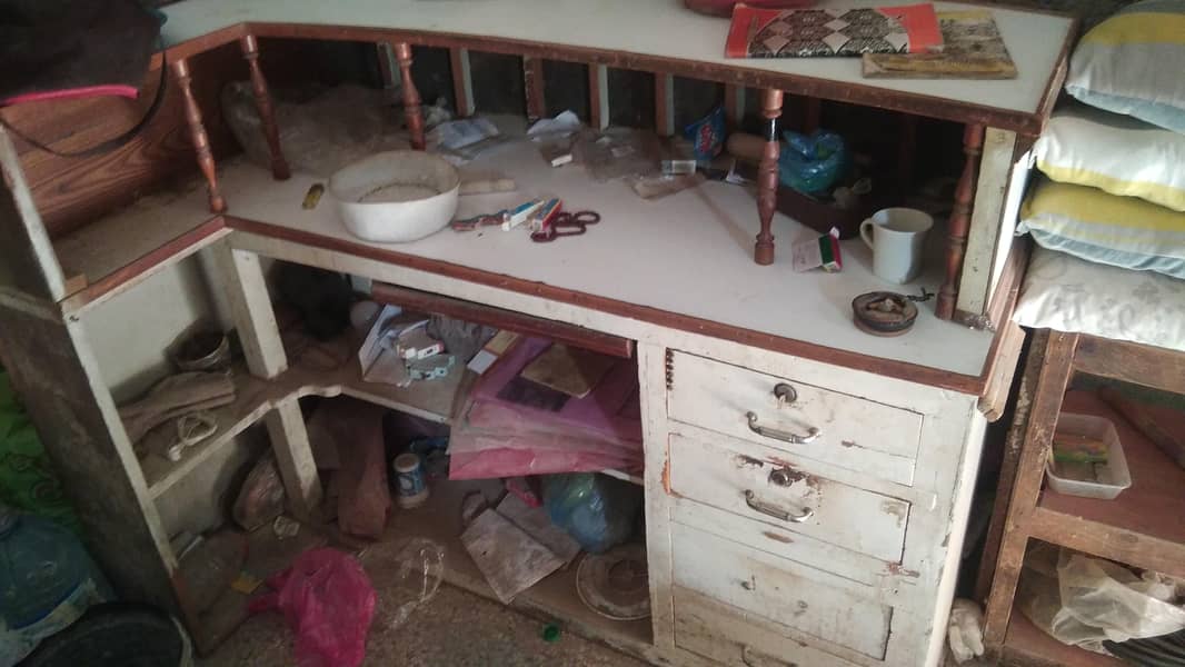 office table 0