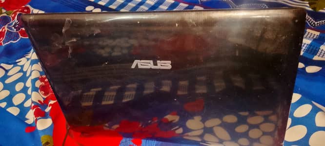 Asus i3 4gb ram room 300