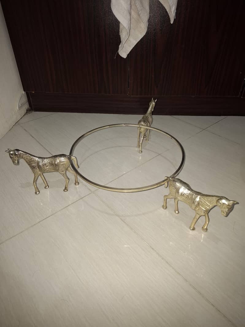table show piece 0