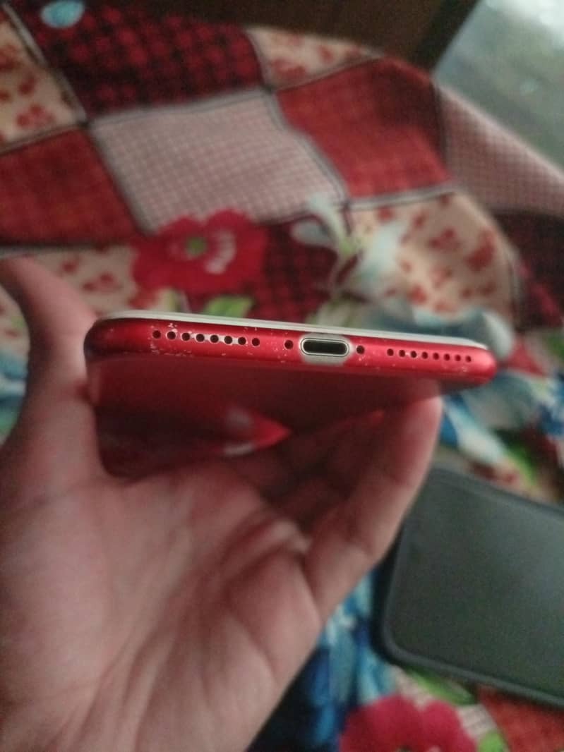 Apple iPhone 7 Plus 5