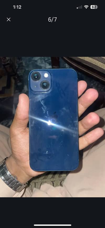 Apple iPhone 13