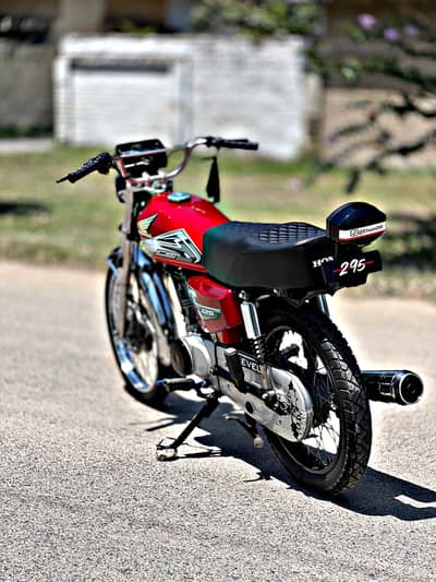 Double Saman.   Bike me aik rs ka kaam bi nhi. hai