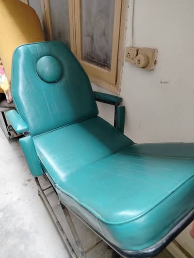 Clinical / Massage Bed