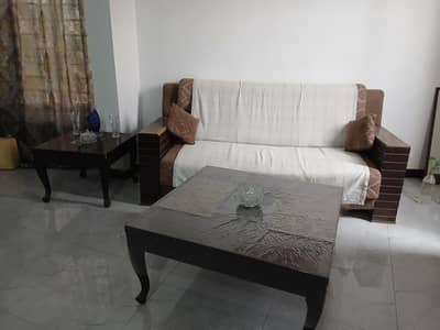 7 seater sofa with tables