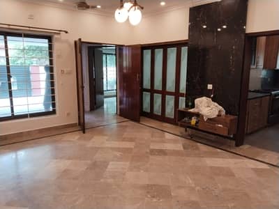 10 marla full house available for rent near Y block commercial market and sheeba Park in phase 3 DHA Lahore