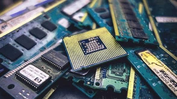 computer and mobile scraps 3