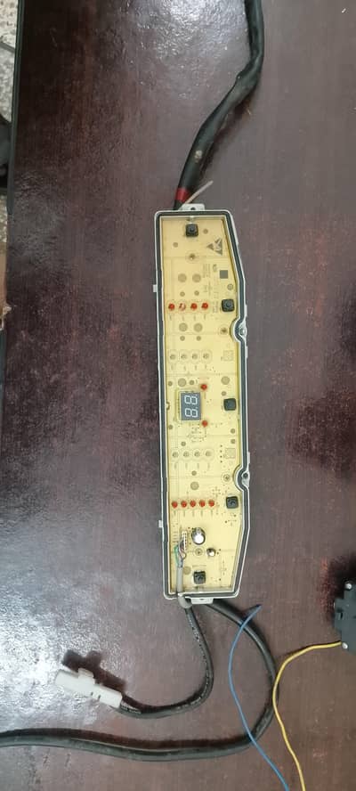 Haier W/M Fully Auto HWM85826 8KG S. T
