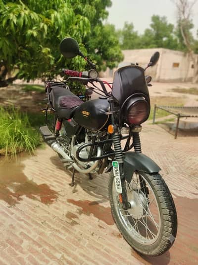 Suzuki gs 150