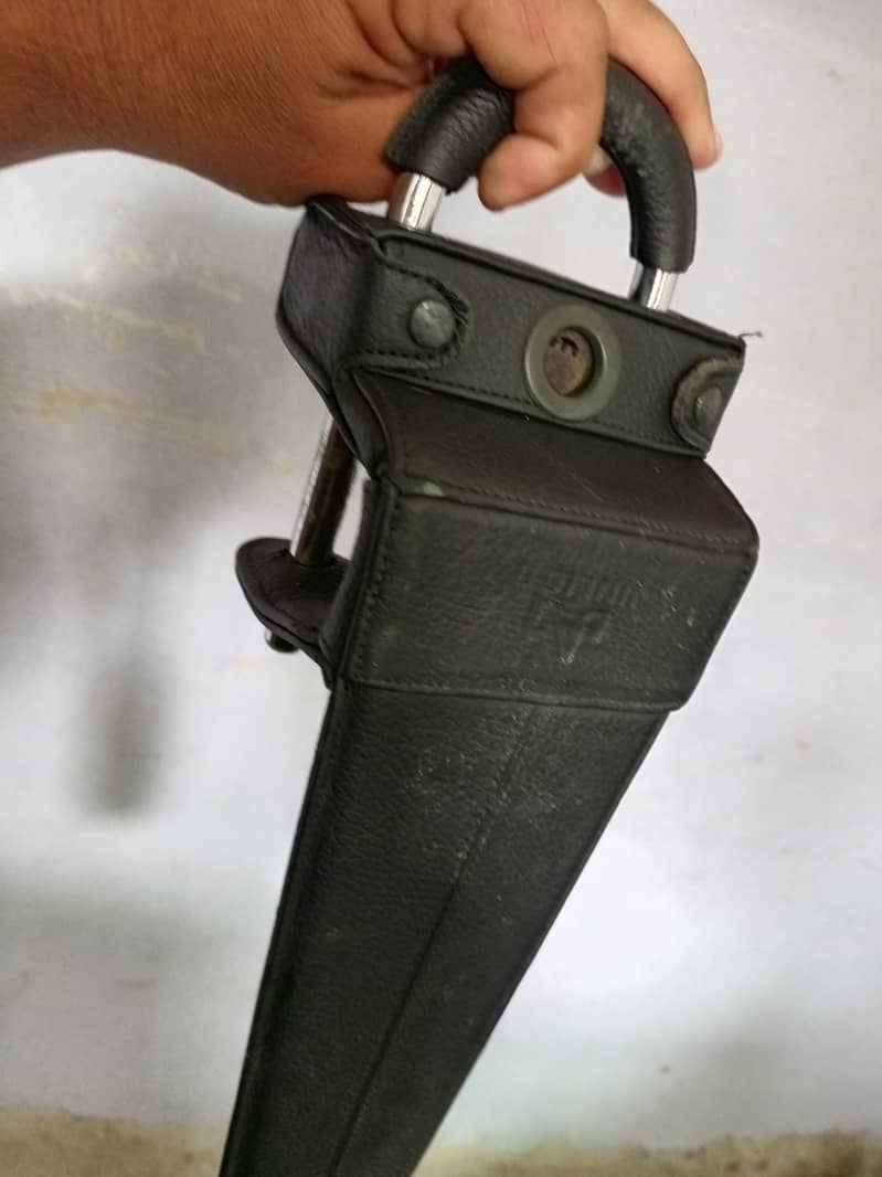 Lock for steering 6