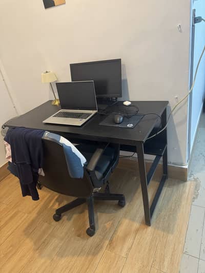 Office table for sale