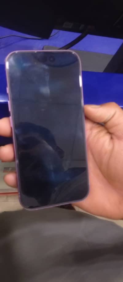 Apple iPhone 16