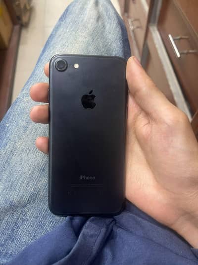 Apple iPhone 7